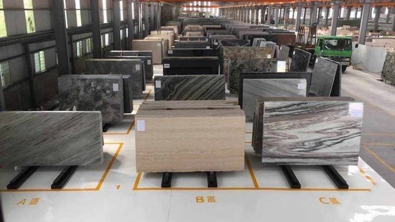 以下是一些在石材马赛克地面防滑领域具有较高知名度和良好口碑的品牌：